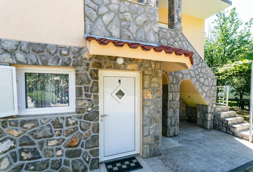 Apartments Posavec Pinezići Rum bild