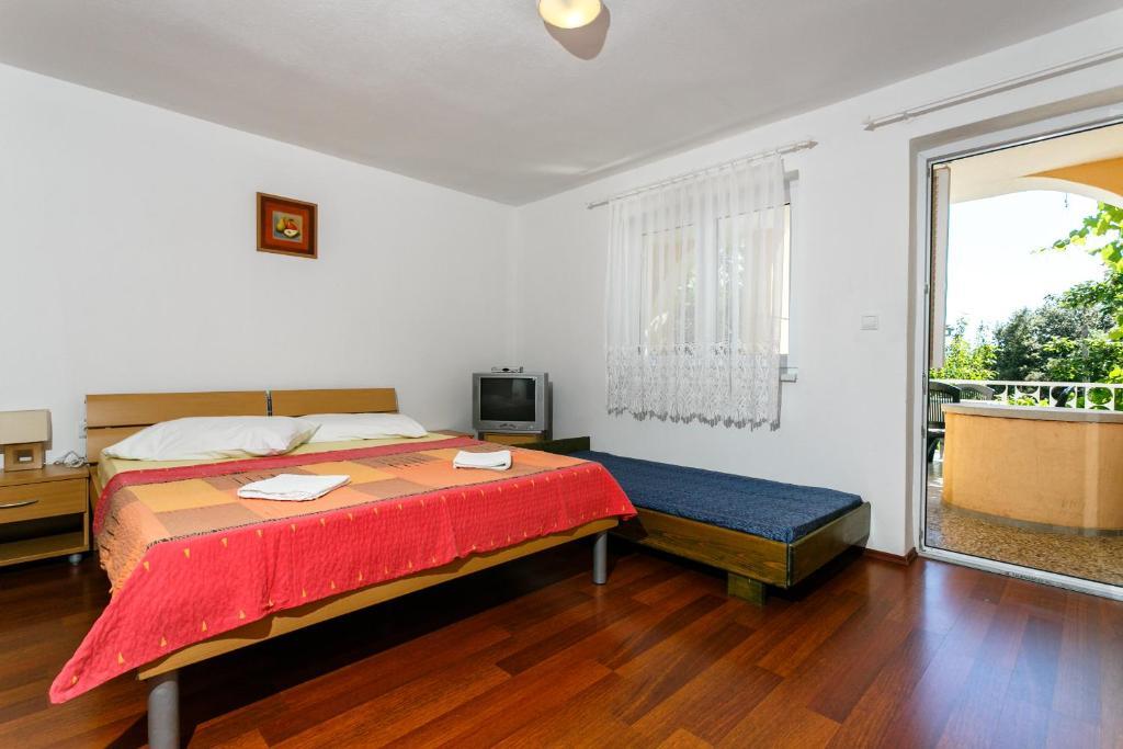 Apartments Posavec Pinezići Rum bild