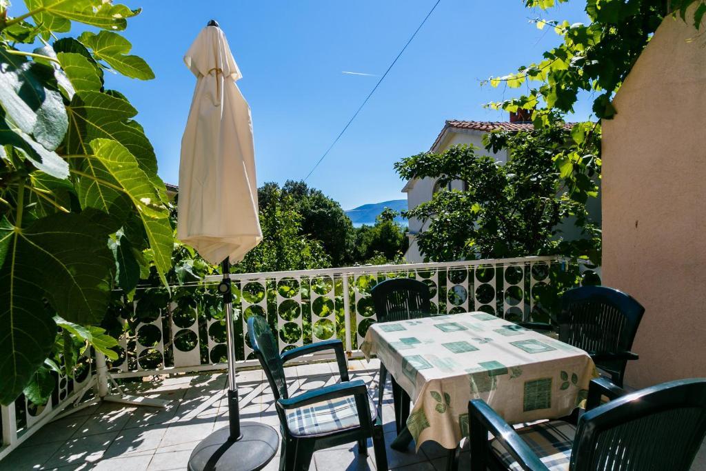 Apartments Posavec Pinezići Rum bild